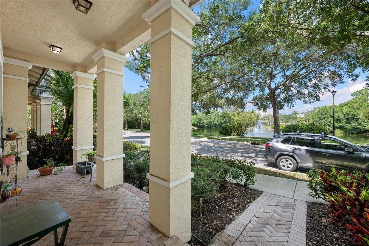 335 E Thatch Palm Circle # 104, Jupiter, FL 33458 — zdjęcie 3