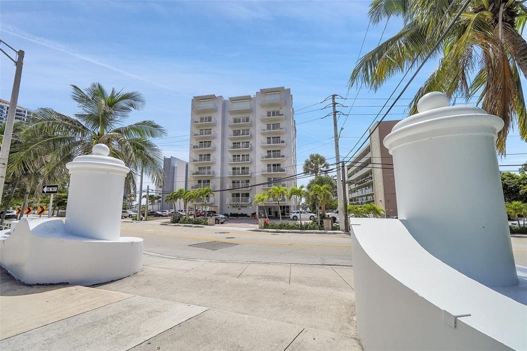 95 N Birch Road # 301, Fort Lauderdale, FL 33304 — zdjęcie 3
