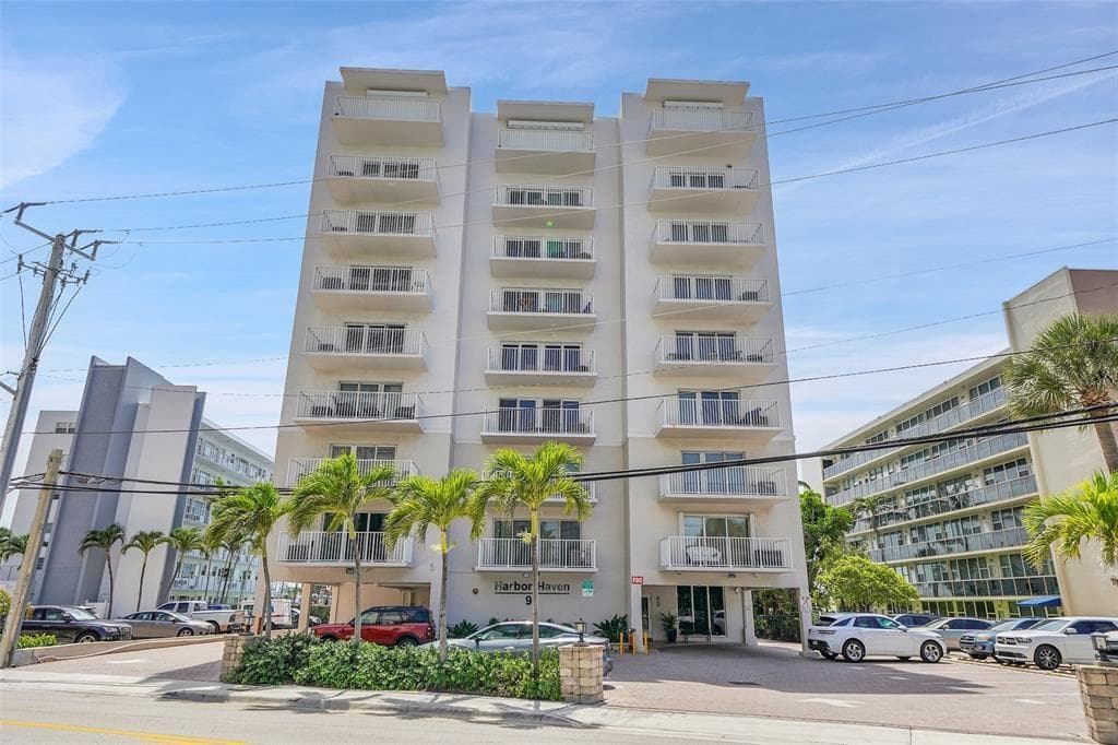95 N Birch Road # 301, Fort Lauderdale, FL 33304