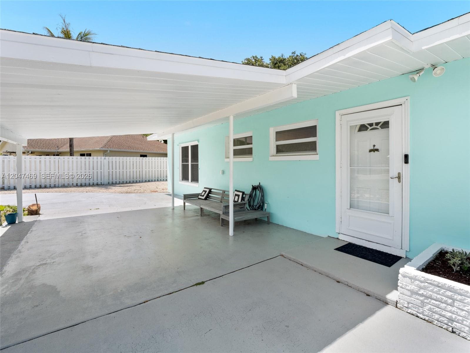 3730 Maple Street, Other City - In The State Of Florida, FL 32976 — zdjęcie 4