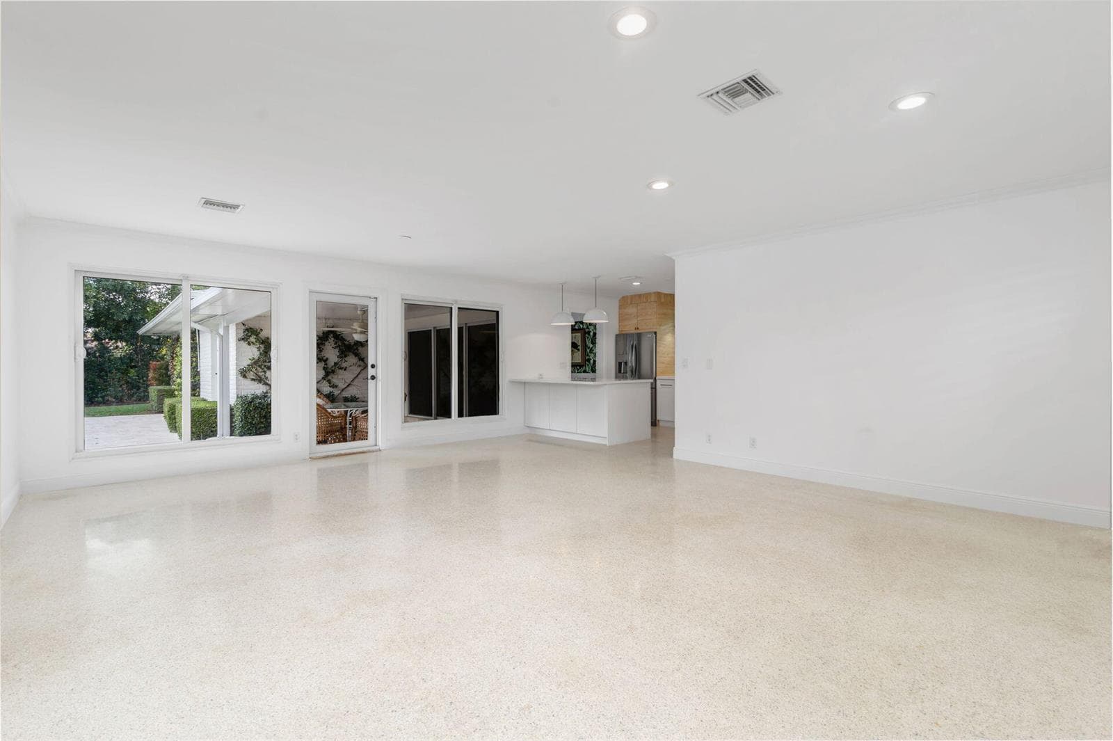 246 Gray Street, West Palm Beach, FL 33405 — zdjęcie 5