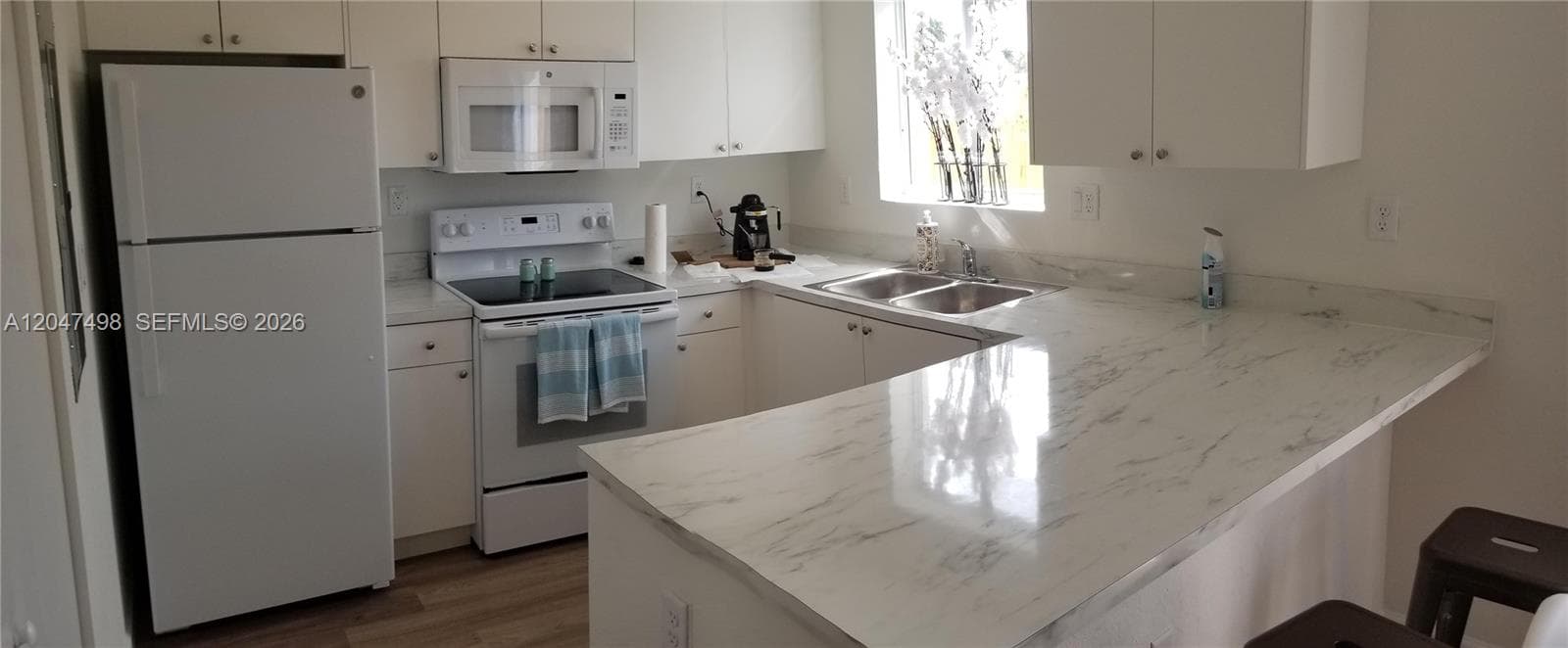 210 SW 3rd Ct, Florida City, FL 33034 — zdjęcie 5