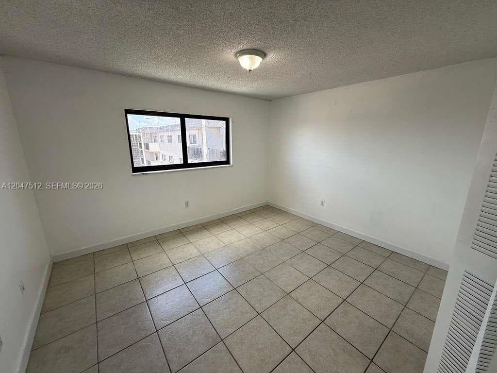 6950 W 6th Ave # 509, Hialeah, FL 33014 — zdjęcie 5