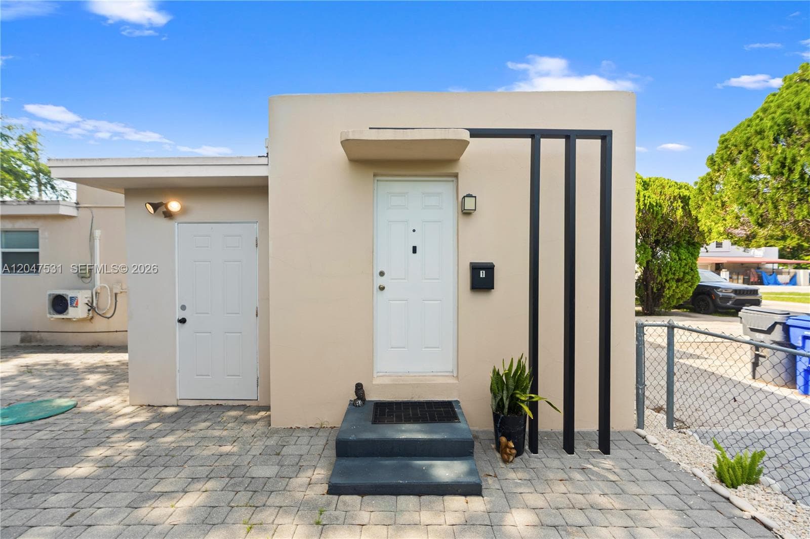 5800 Taylor St # 1, Hollywood, FL 33021