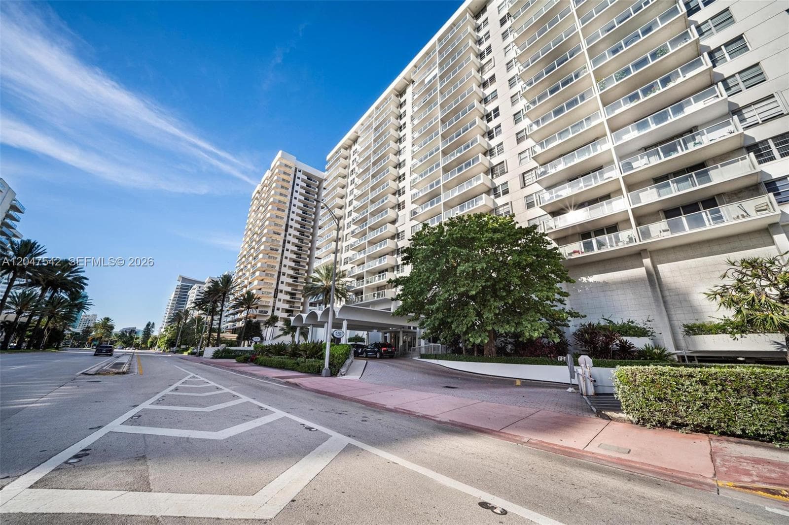 5701 Collins Ave # 1415, Miami Beach, FL 33140