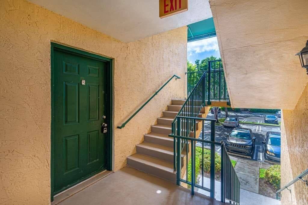 1743 Village Boulevard # 205, West Palm Beach, FL 33409 — zdjęcie 3