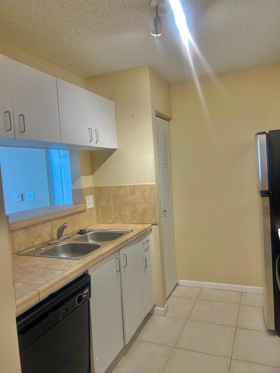 1743 Village Boulevard # 205, West Palm Beach, FL 33409 — zdjęcie 4