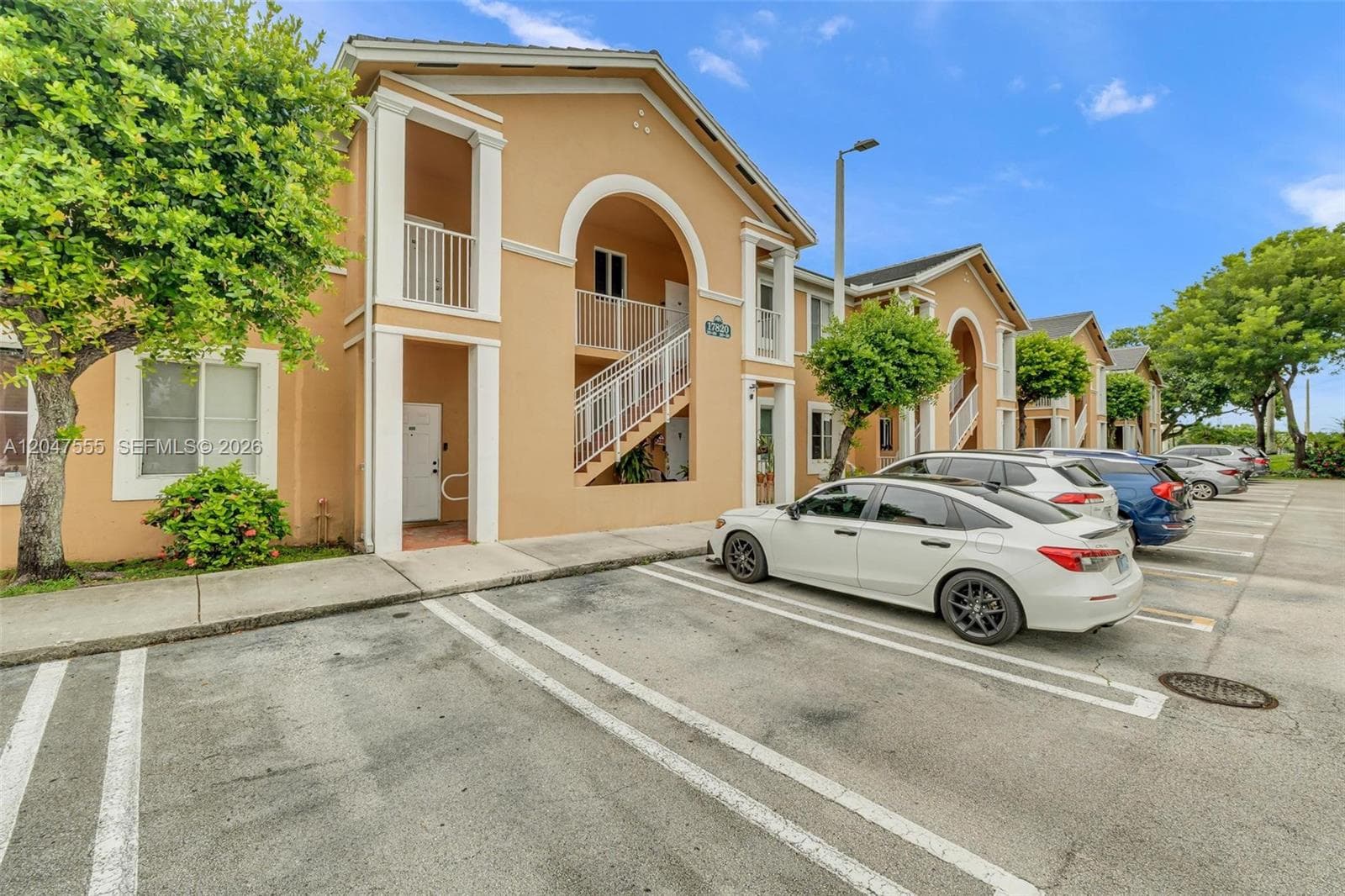 17820 NW 73rd Ave # 103-1, Hialeah, FL 33015 — zdjęcie 5
