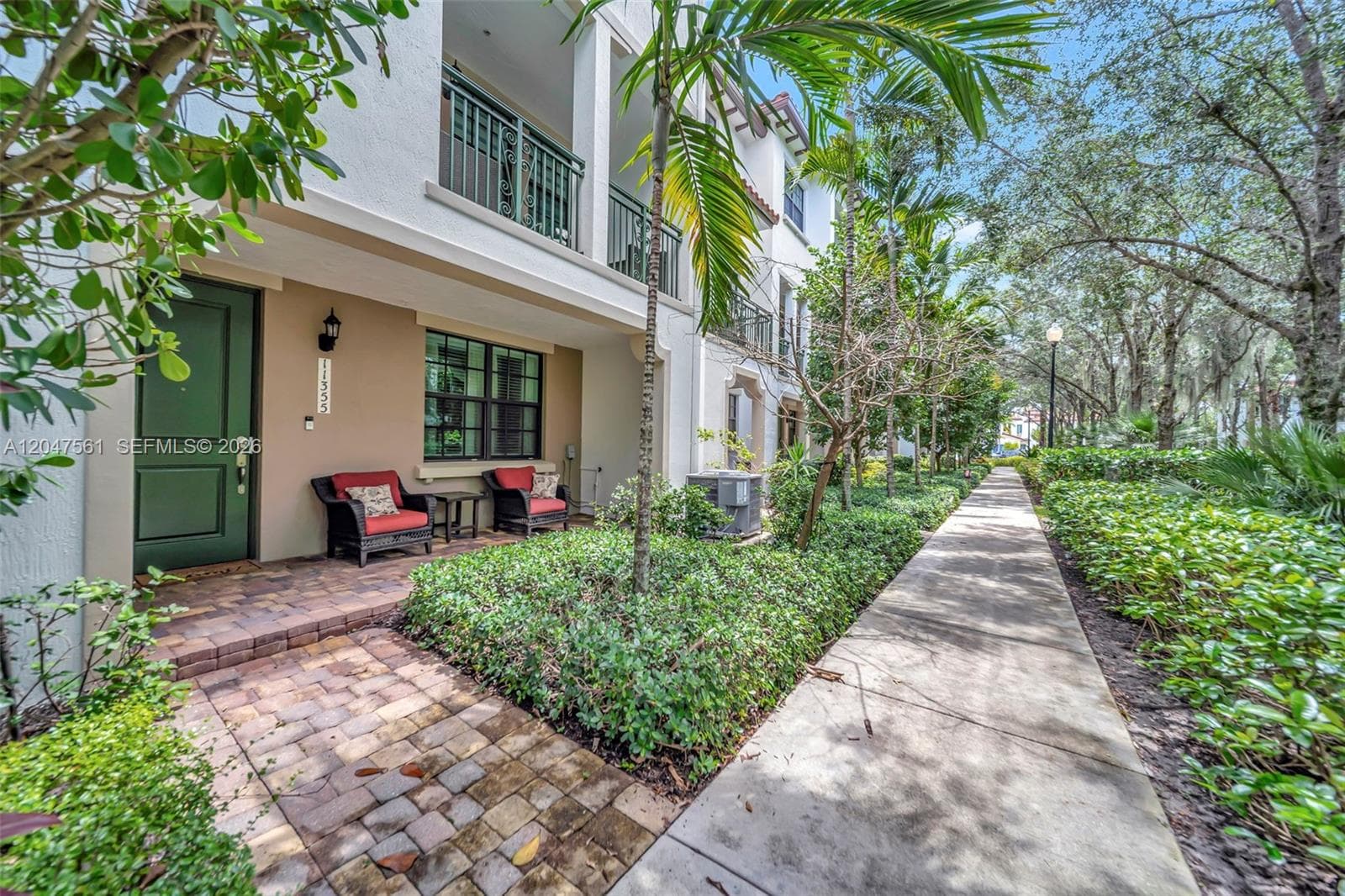 11355 SW 14th St, Pembroke Pines, FL 33025 — zdjęcie 2