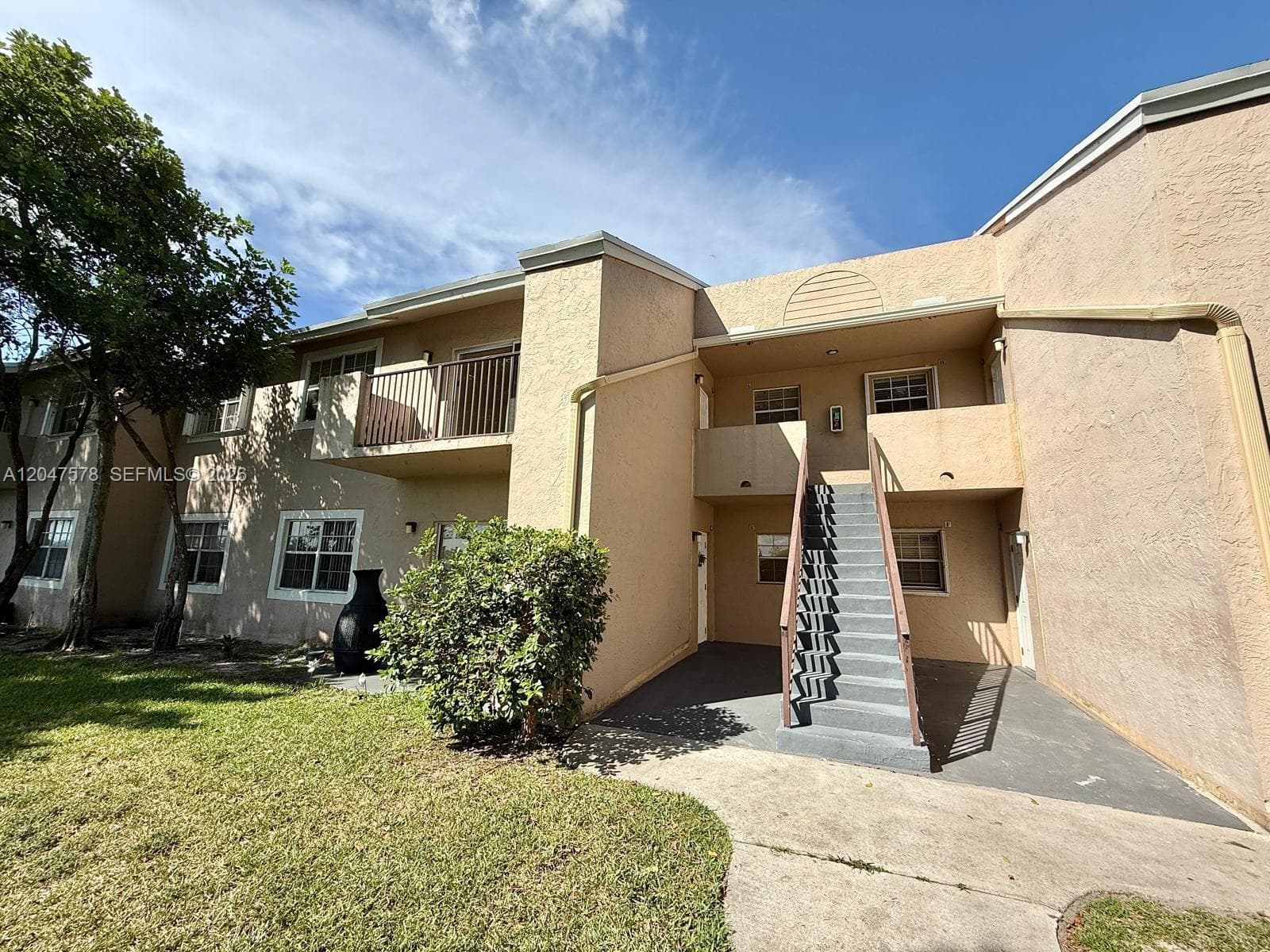 2151 NW 96th Ter # 15G, Pembroke Pines, FL 33024