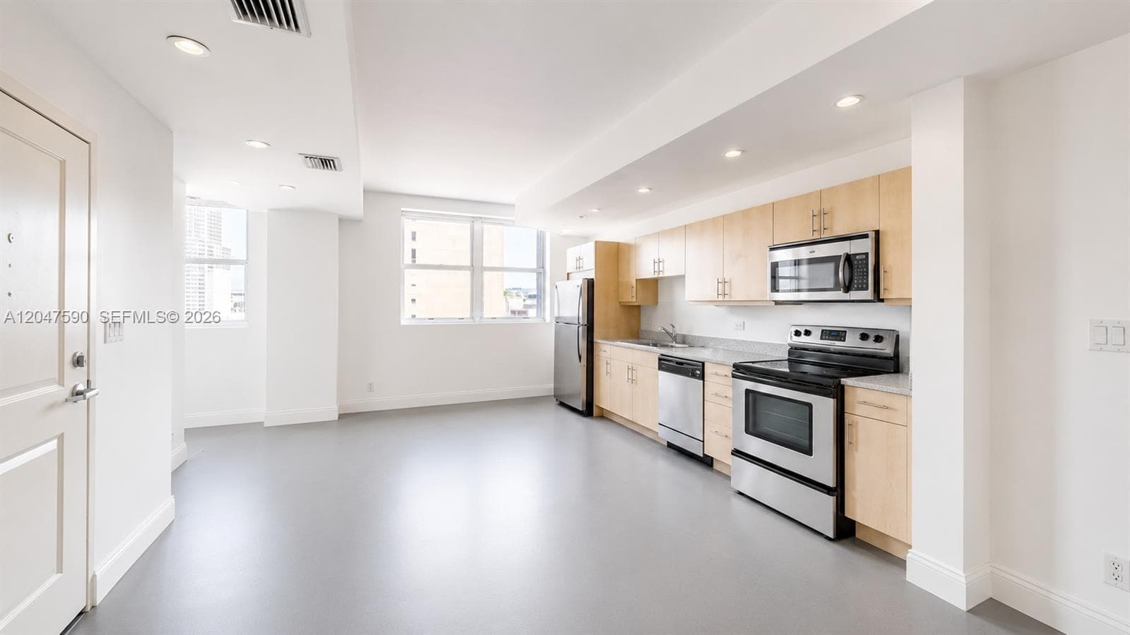 111 E Flagler St # 810, Miami, FL 33131 — zdjęcie 2