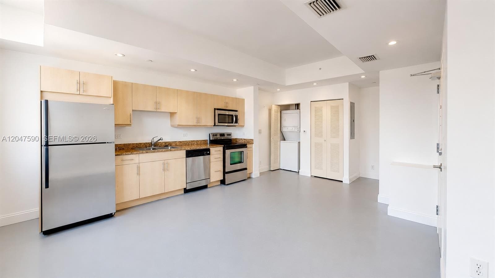 111 E Flagler St # 810, Miami, FL 33131