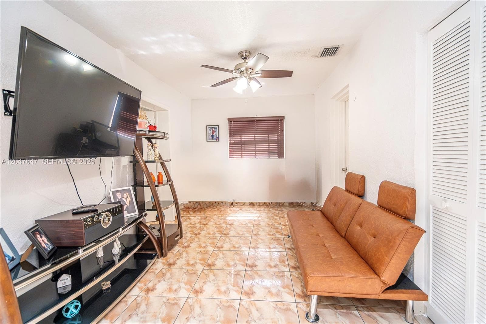 525 E 24th St, Hialeah, FL 33013 — zdjęcie 4