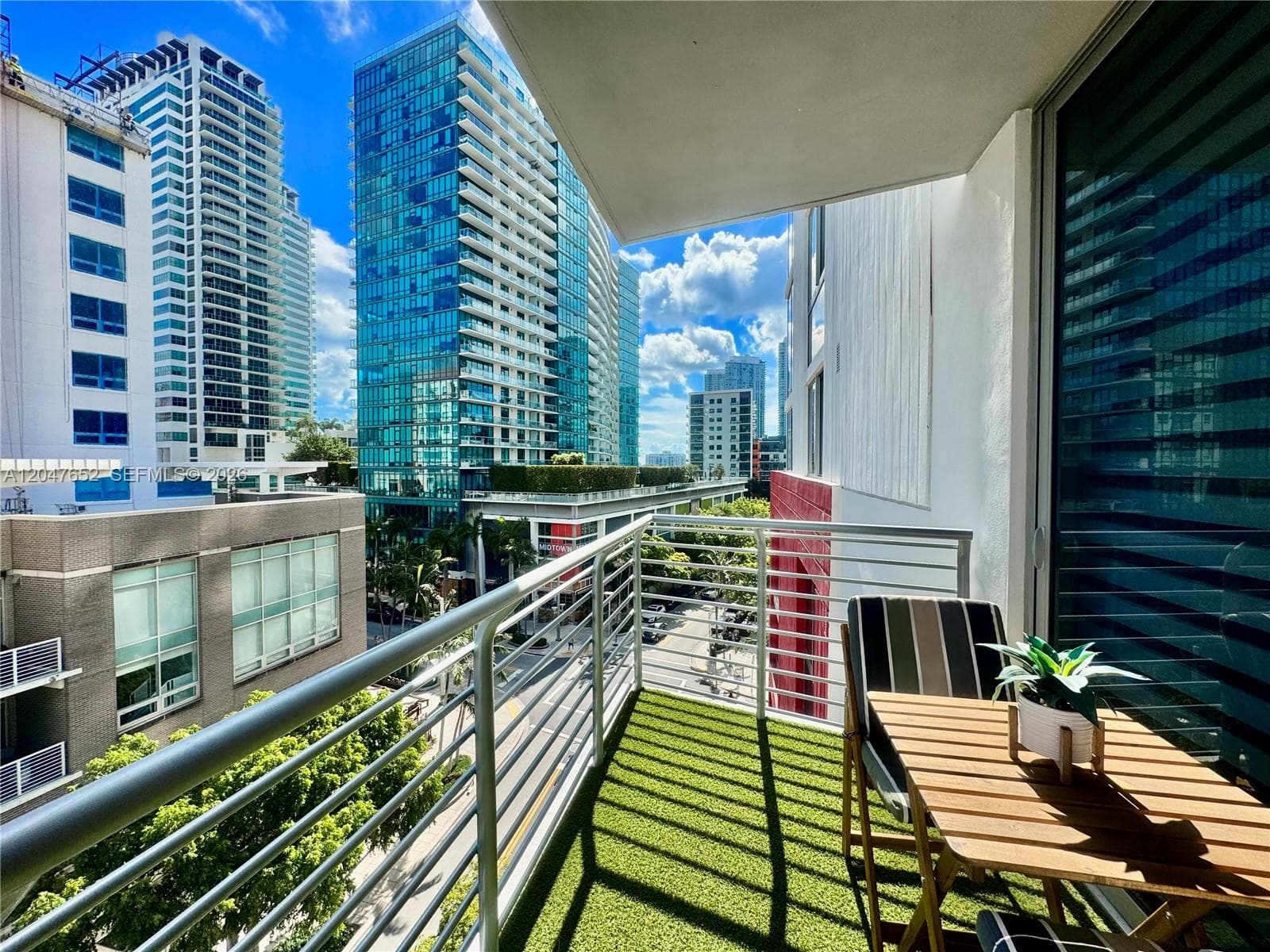 90 NE 32 St # 613, Miami, FL 33137 — zdjęcie 2