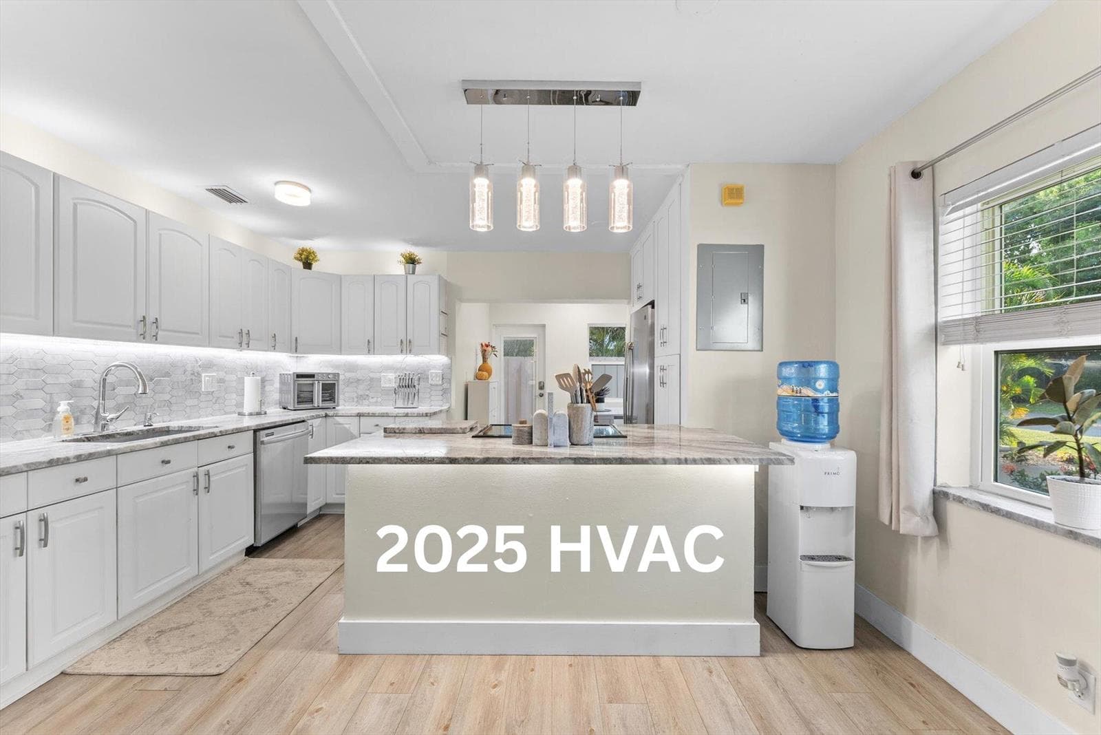 636 NE 16th Court, Fort Lauderdale, FL 33305 — zdjęcie 4