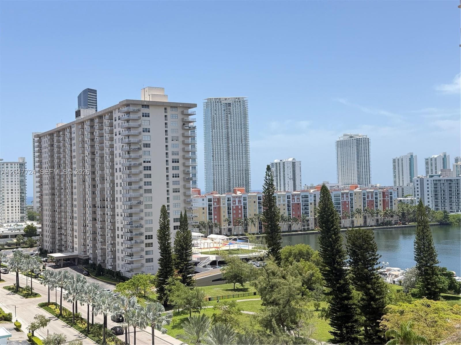 301 174th St # 1208, Sunny Isles Beach, FL 33160 — zdjęcie 3