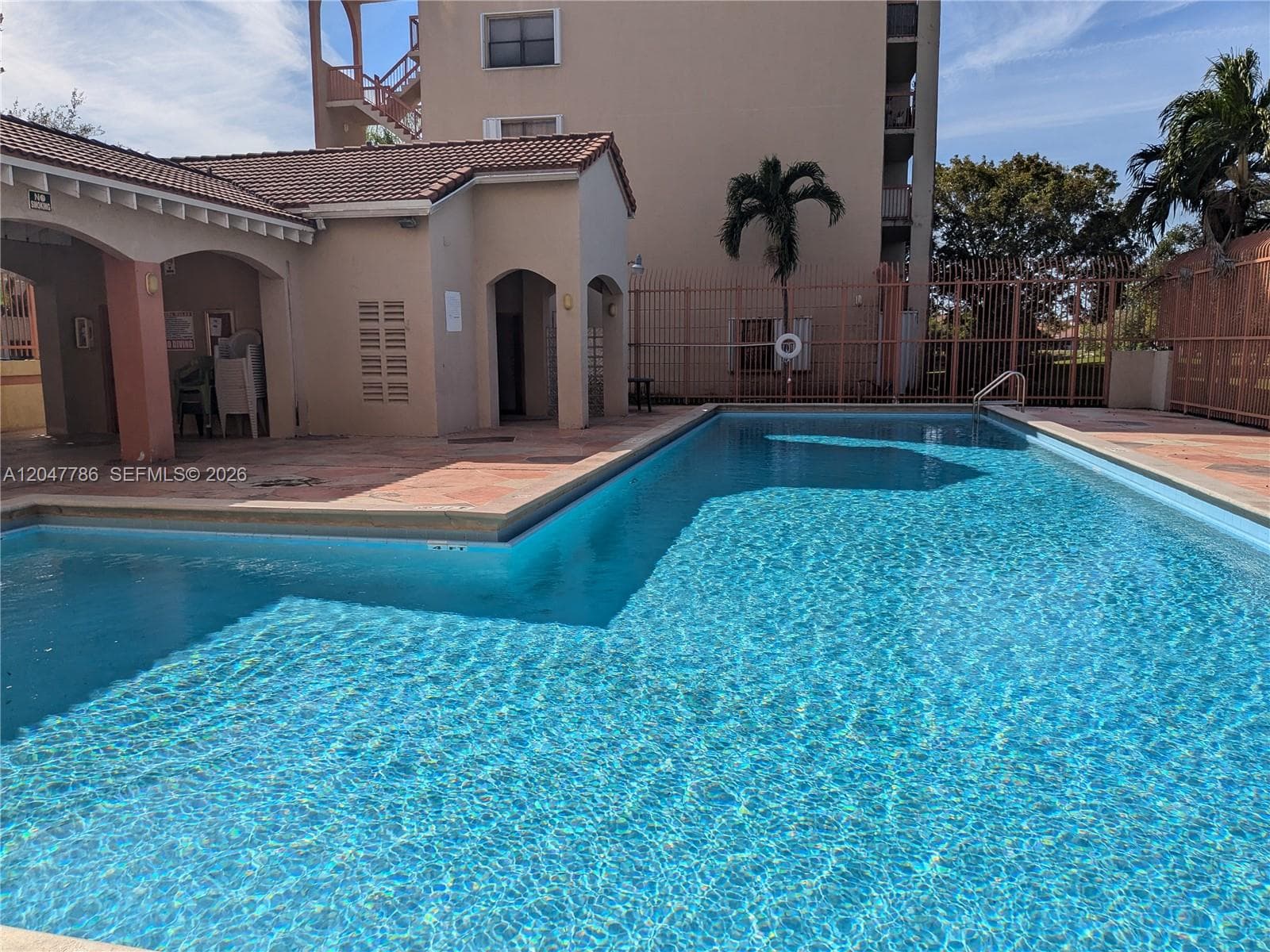 10237 NW 9th Street Cir # 202-4, Miami, FL 33172 — zdjęcie 2