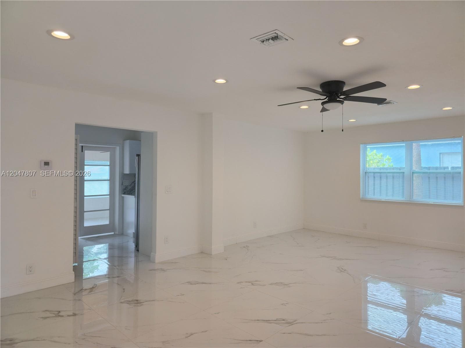 1141 SW 8th Ter, Fort Lauderdale, FL 33315 — zdjęcie 2