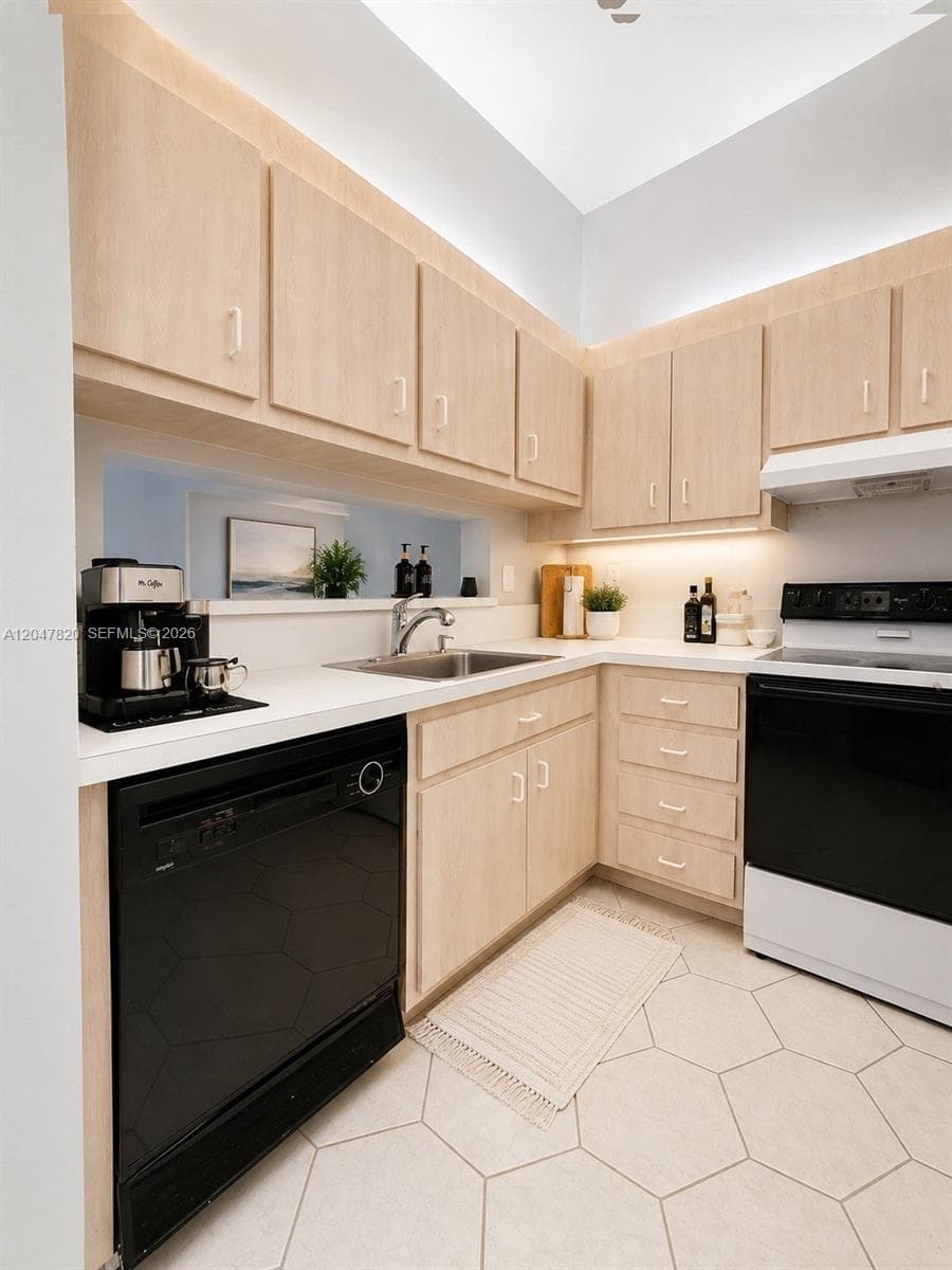 301 N Pine Island Rd # 220, Plantation, FL 33324 — zdjęcie 4