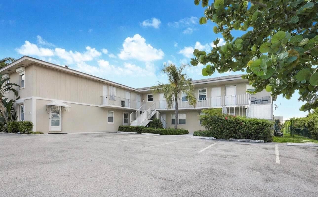 370 Wilma Circle # 6, Riviera Beach, FL 33404 — zdjęcie 2