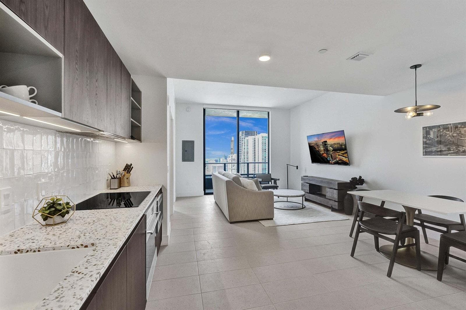 159 NE 6th Street # 4813, Miami, FL 33132 — zdjęcie 2