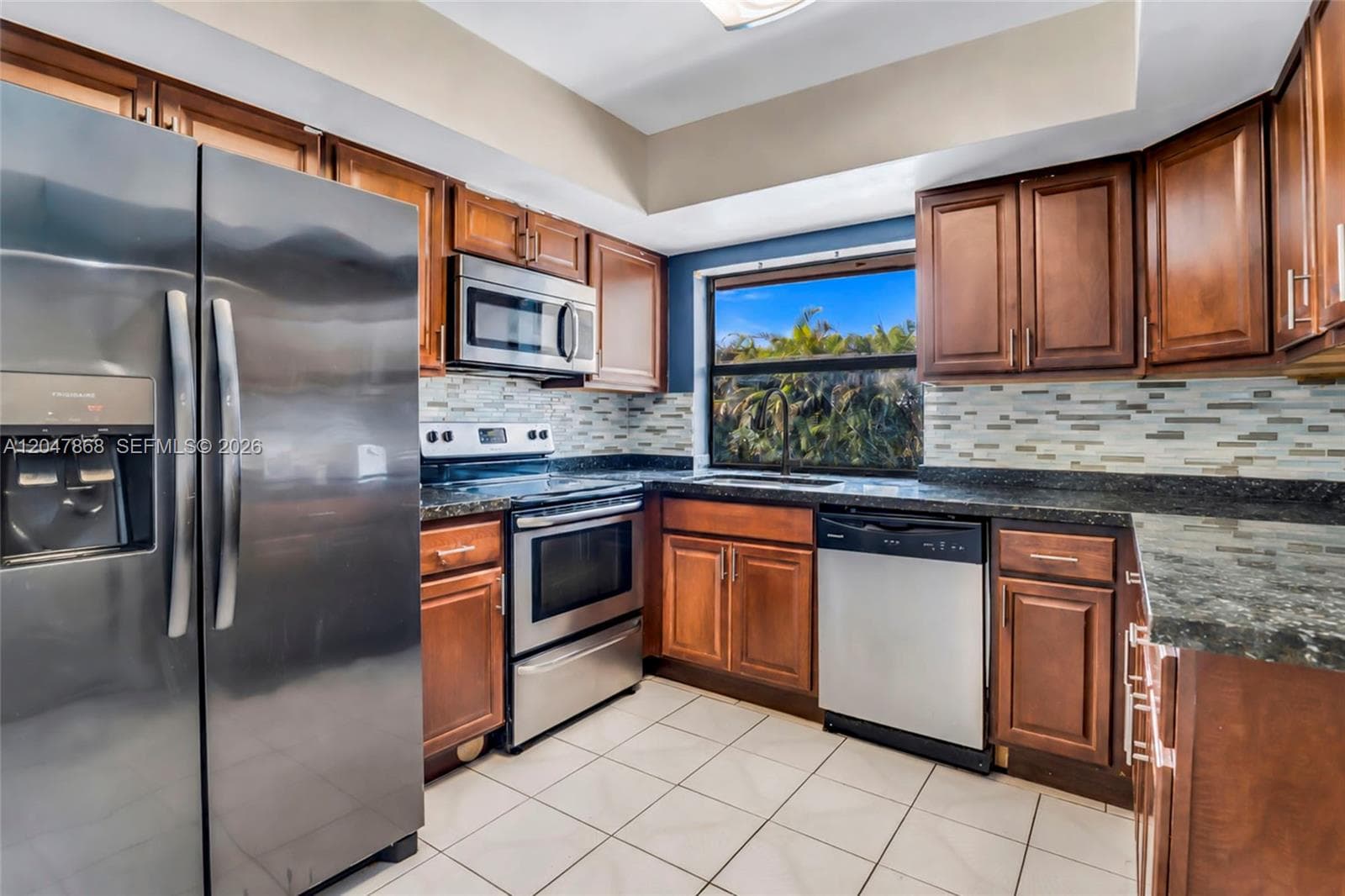 4230 NW 23rd Ct, Lauderhill, FL 33313 — zdjęcie 3