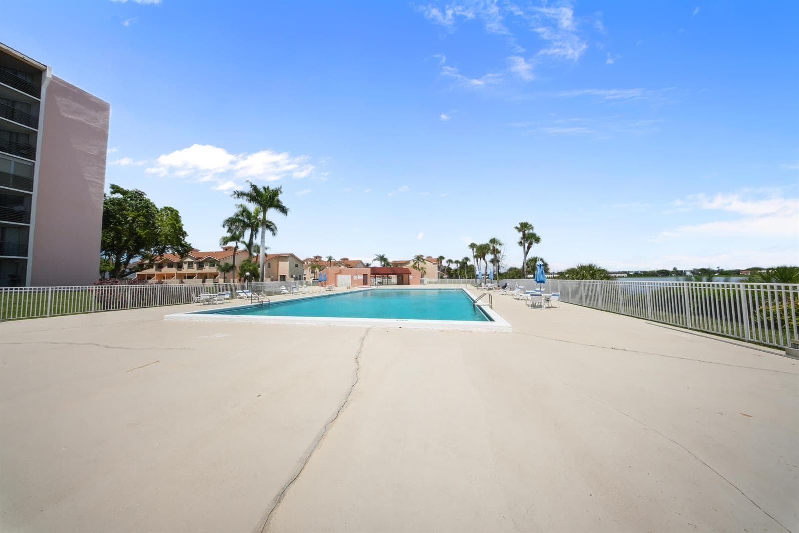 20860 San Simeon Way # 109-6, Miami, FL 33179 — zdjęcie 3