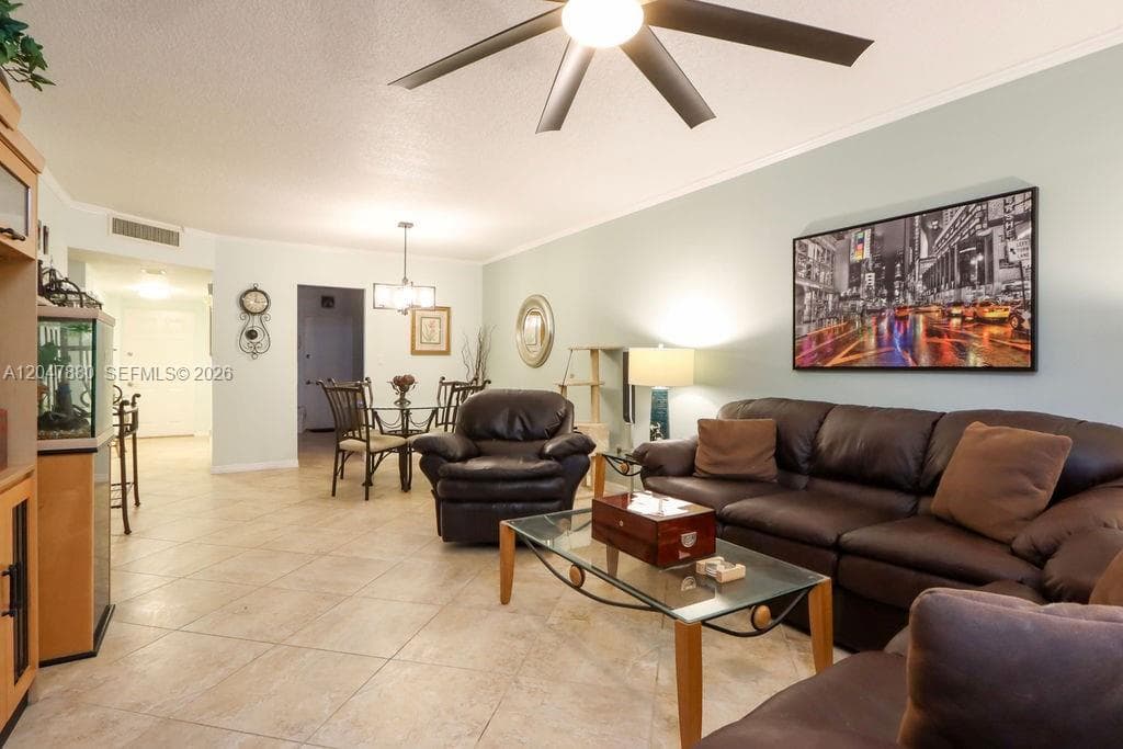 3575 Broken Woods Dr # 303, Coral Springs, FL 33065 — zdjęcie 2