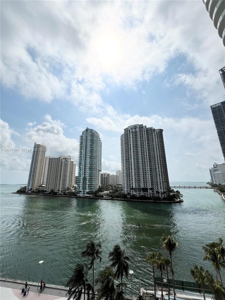 300 S Biscayne Blvd # L-814, Miami, FL 33131 — zdjęcie 4