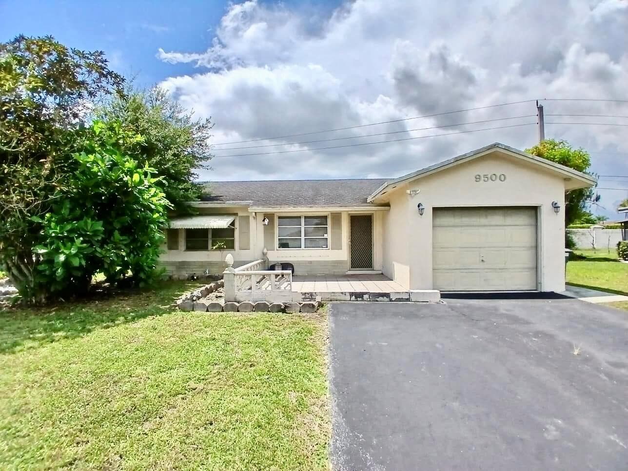 9500 NW 70th Street, Tamarac, FL 33321