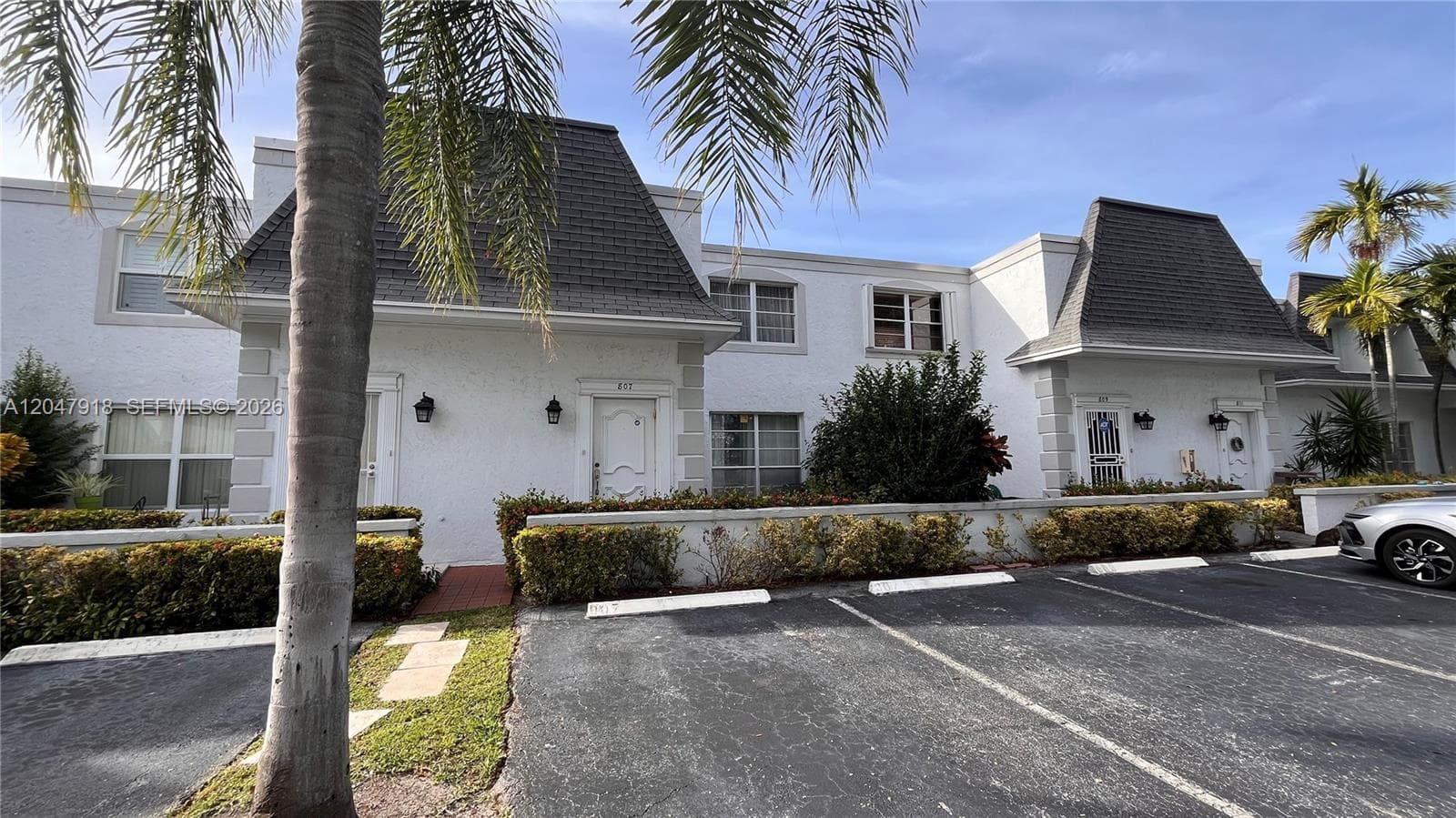 807 NE 27th Ave # 807, Hallandale Beach, FL 33009 — zdjęcie 2