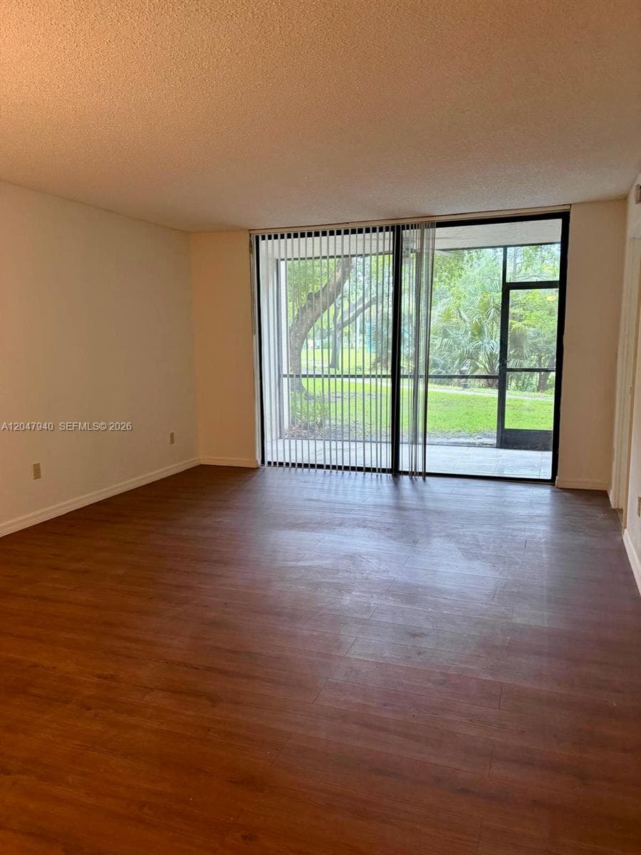 100 NW 76th Ave # 102-2, Plantation, FL 33324 — zdjęcie 2