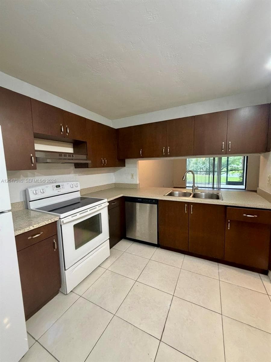 100 NW 76th Ave # 102-2, Plantation, FL 33324 — zdjęcie 4