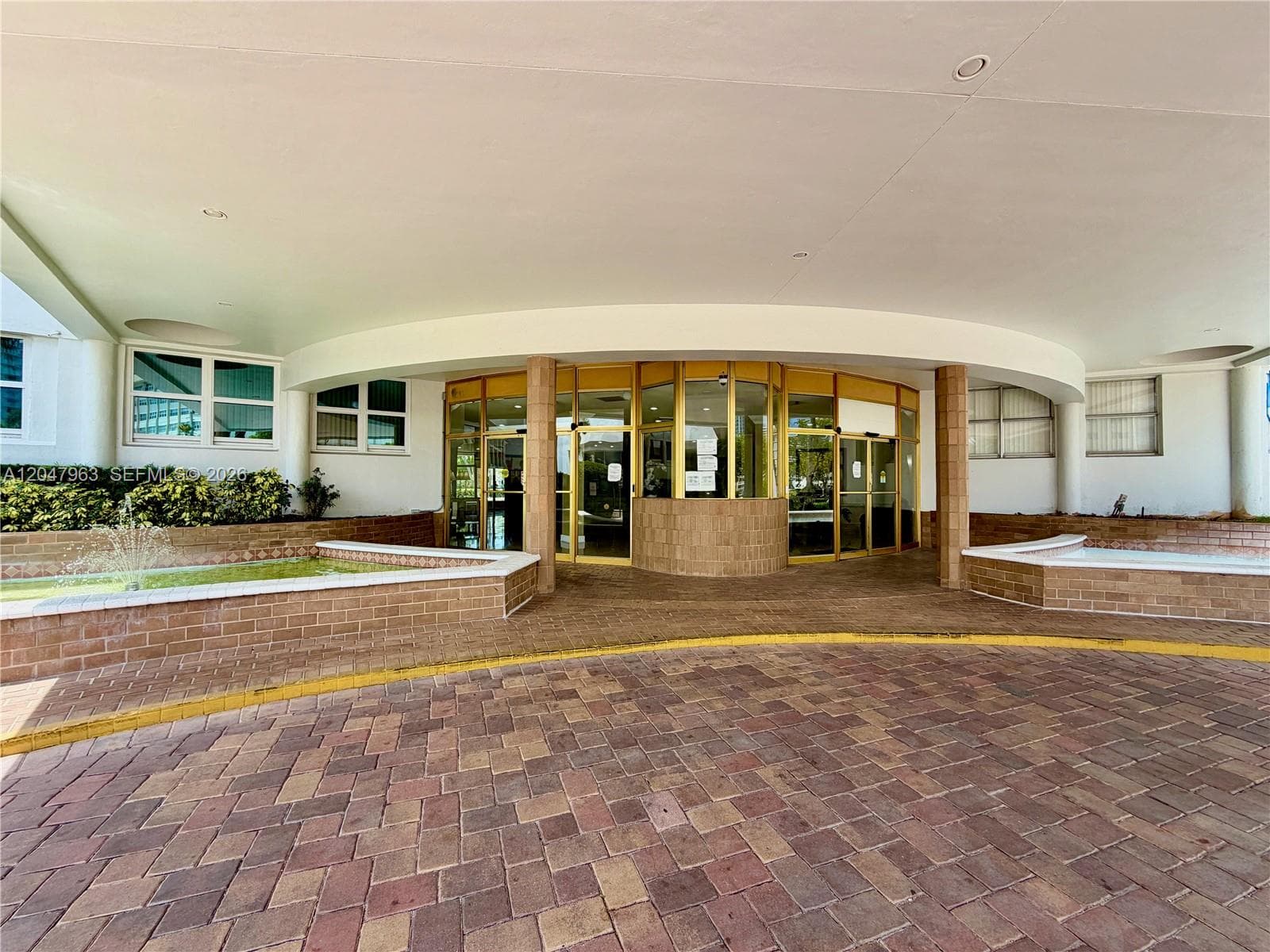 100 Golden Isles Dr # 901, Hallandale Beach, FL 33009 — zdjęcie 5