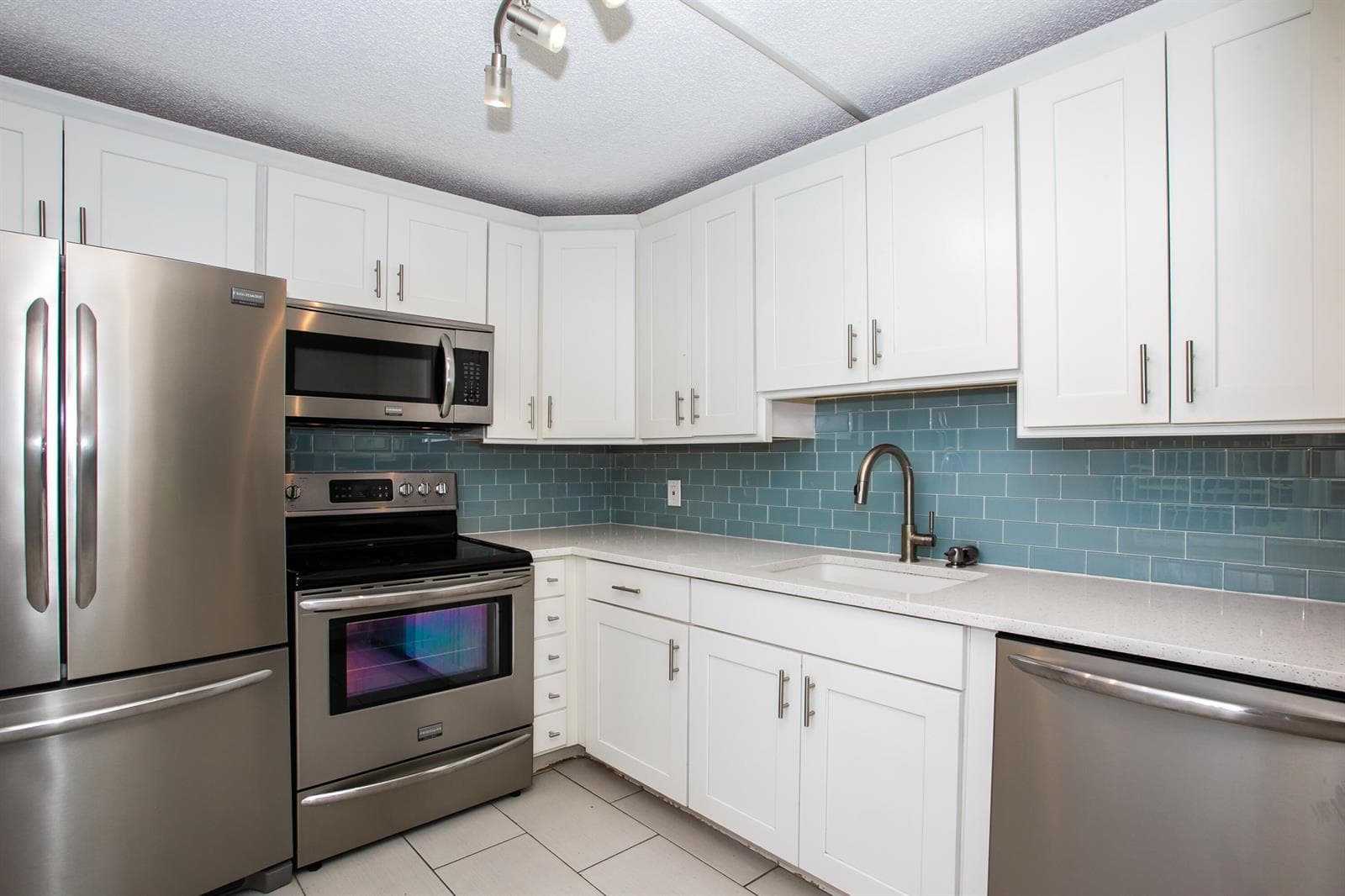 9441 Live Oak Place # 106, Davie, FL 33324 — zdjęcie 3