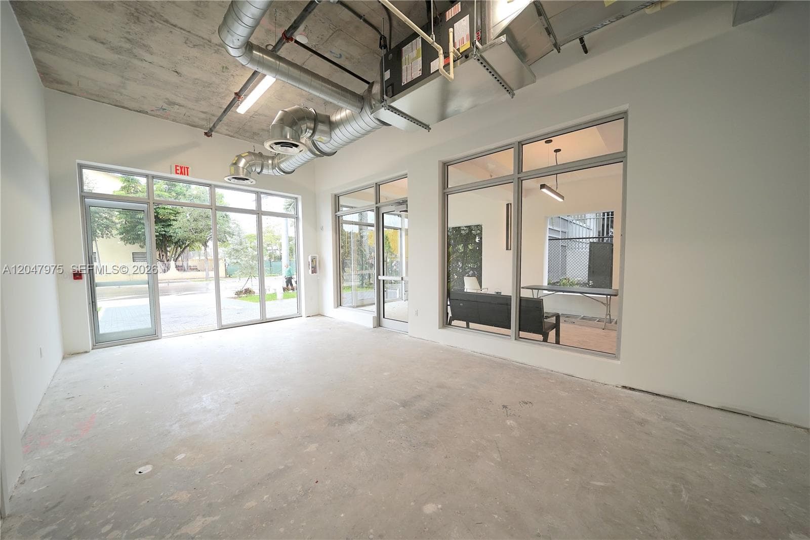 650 SW 1st St # 1, Miami, FL 33130 — zdjęcie 3