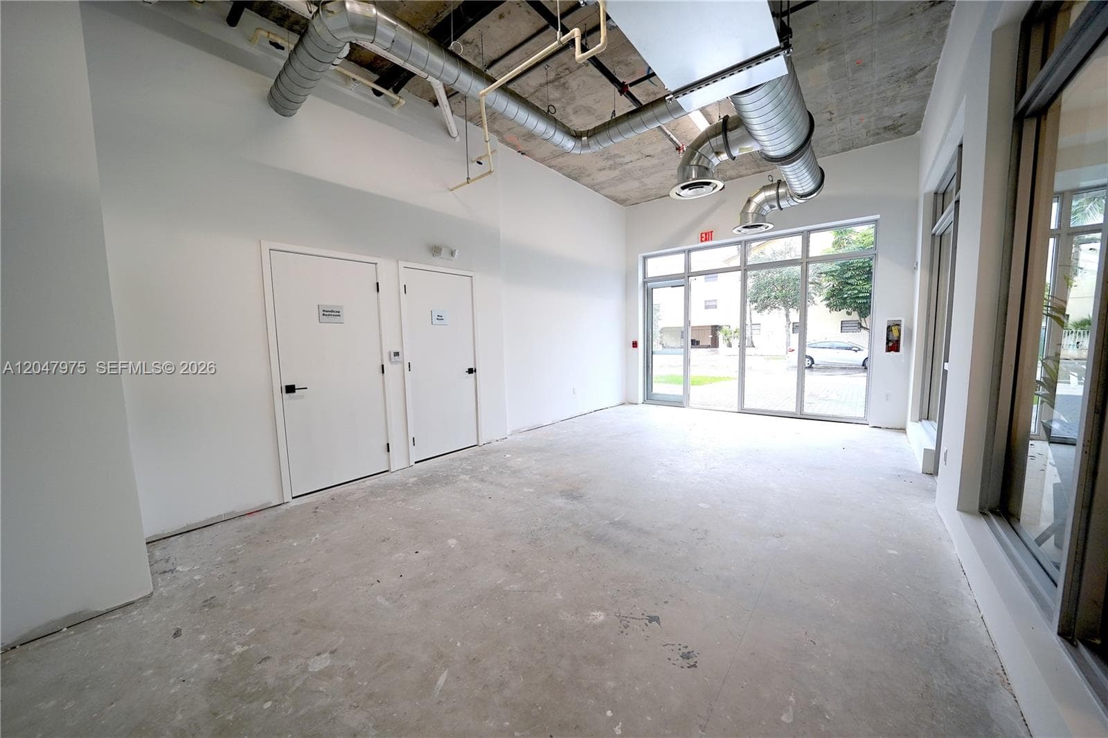 650 SW 1st St # 1, Miami, FL 33130 — zdjęcie 4