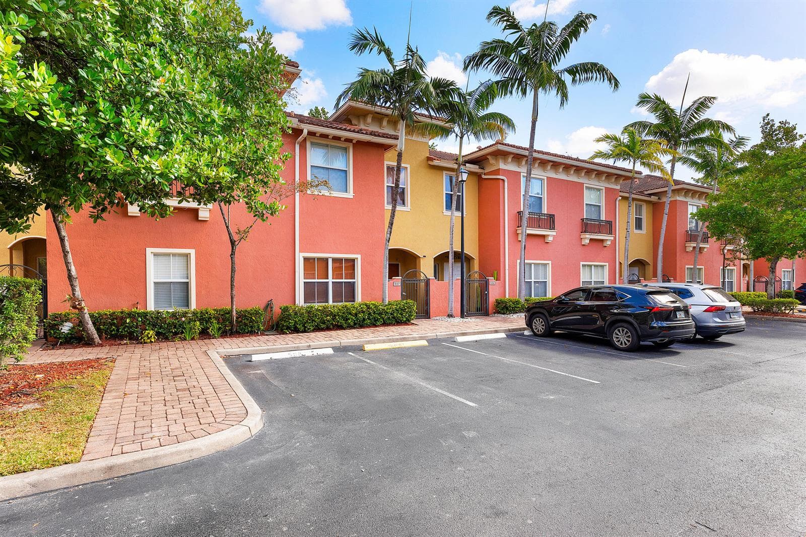 2851 W Prospect # 506, Tamarac, FL 33309