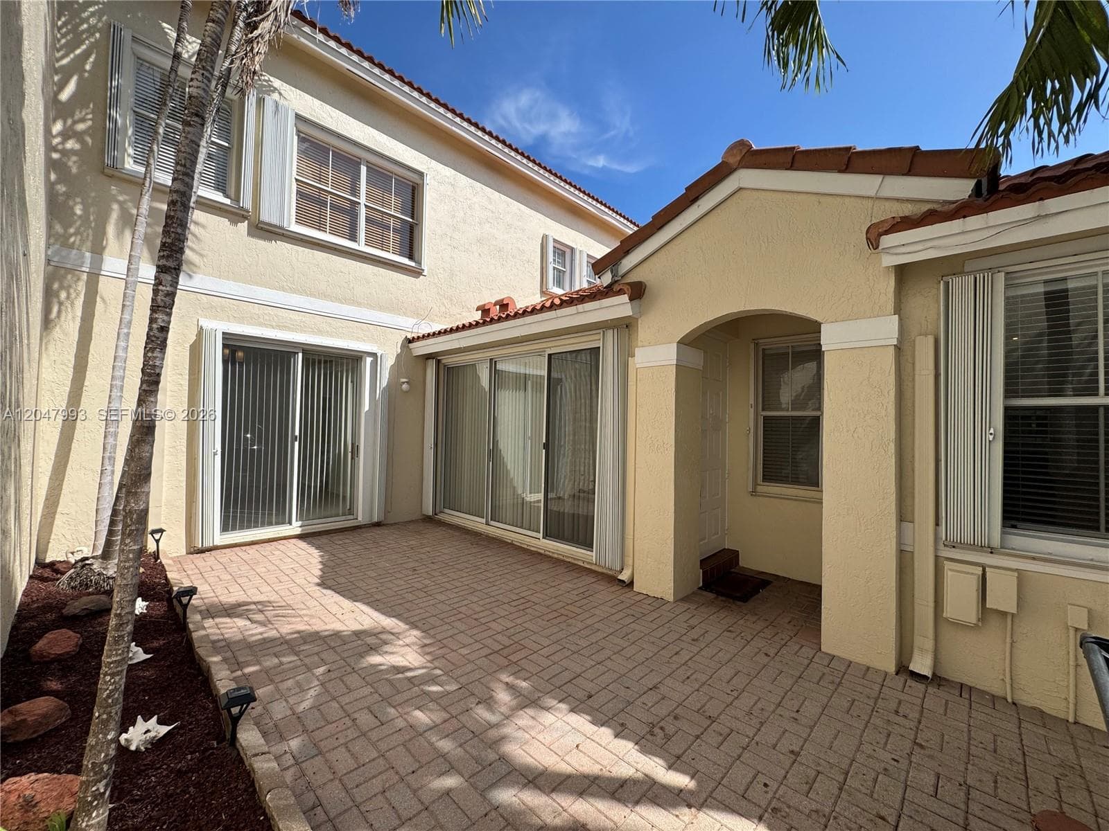 1595 Seagrape Way # -, Hollywood, FL 33019