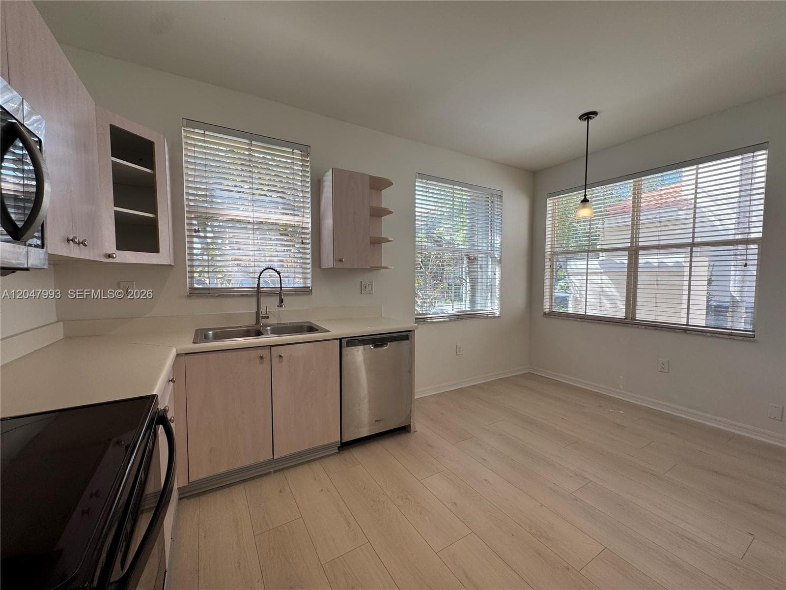 1595 Seagrape Way # -, Hollywood, FL 33019 — zdjęcie 5