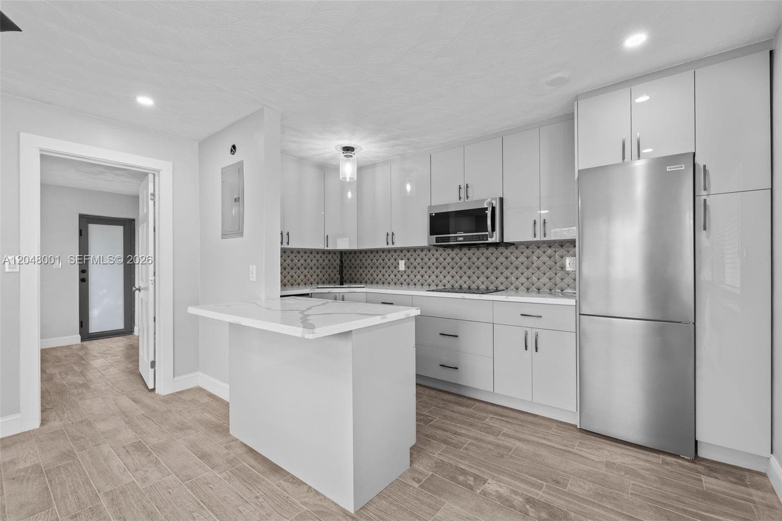 1634 NE 4th Pl, Fort Lauderdale, FL 33301 — zdjęcie 5