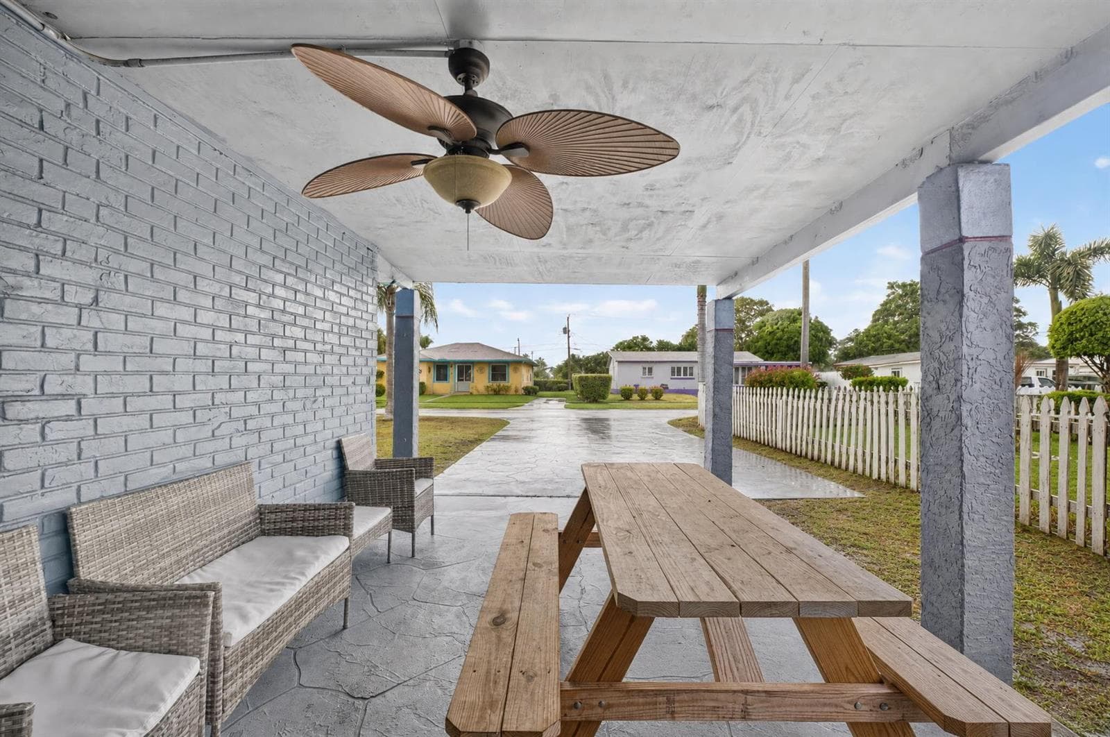 741 NW 17th Court, Pompano Beach, FL 33060 — zdjęcie 4