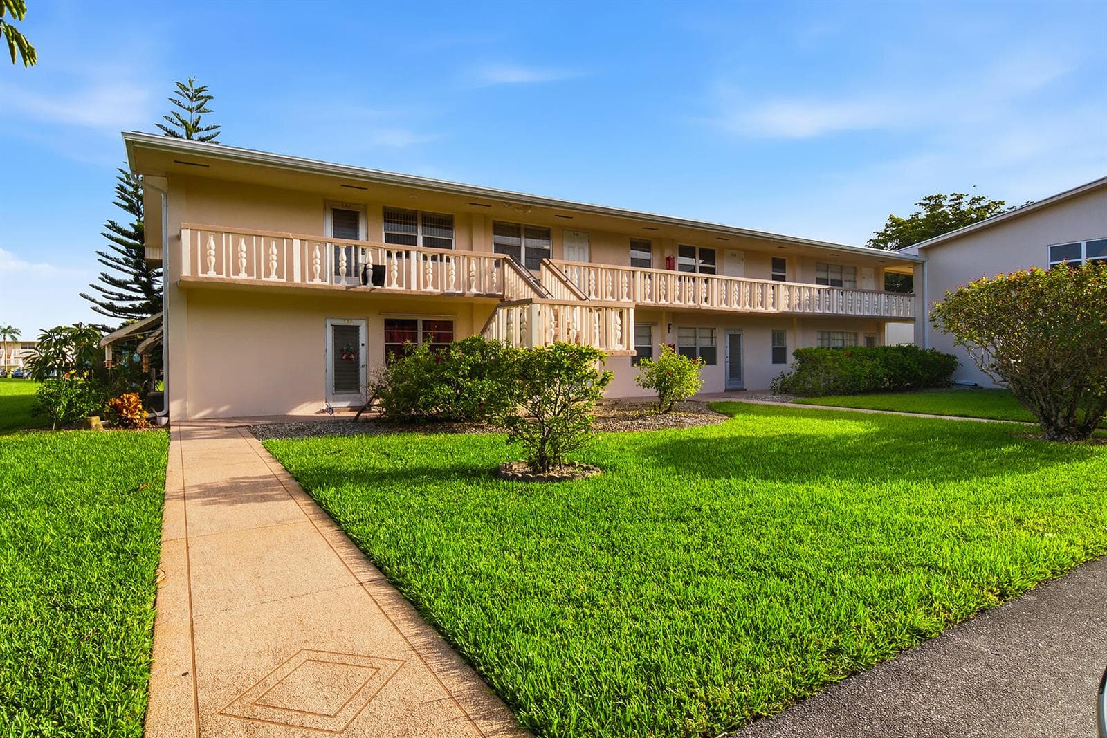 142 Norwich F, West Palm Beach, FL 33417 — zdjęcie 3