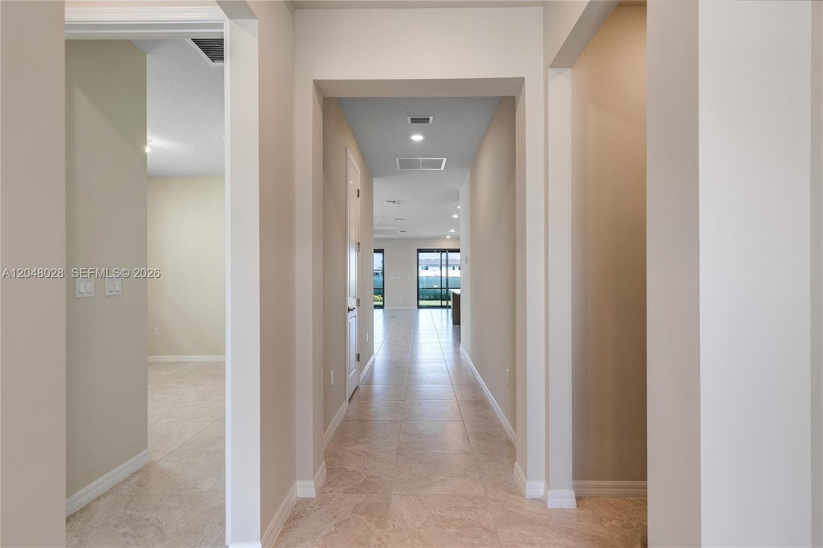 4480 Gramercy Dr, Oakland Park, FL 33309 — zdjęcie 4