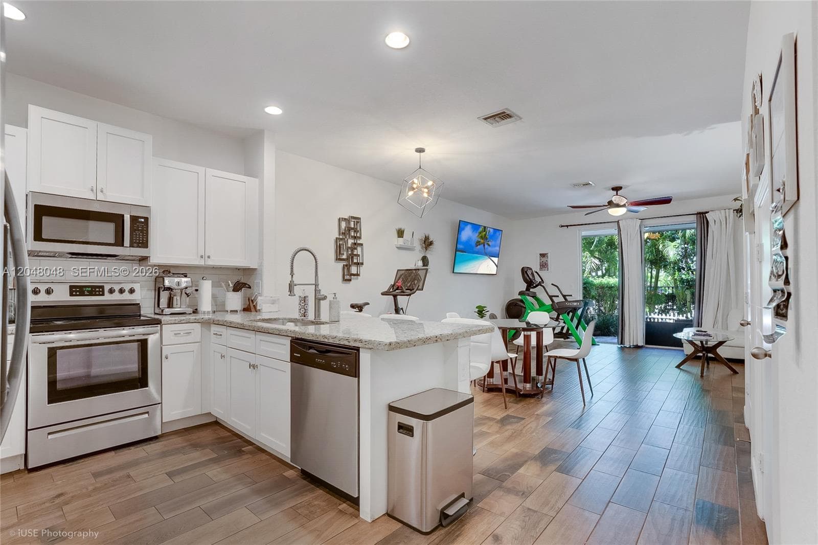 355 SE 1st Dr, Deerfield Beach, FL 33441