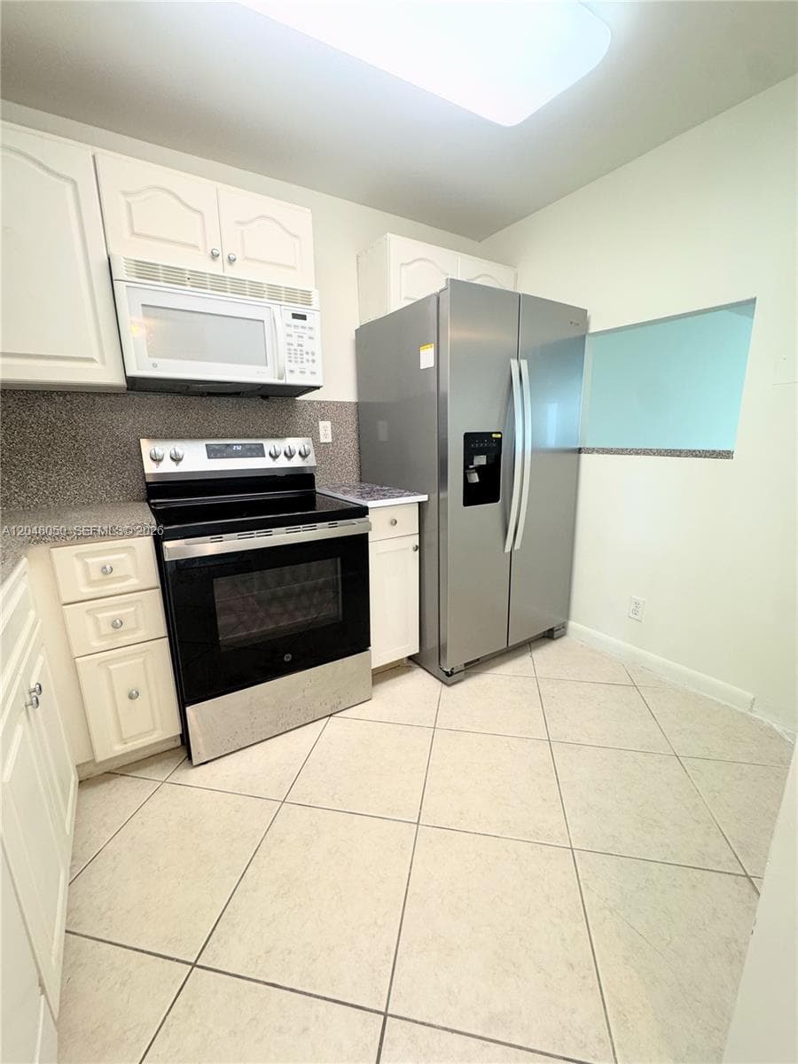 9660 Sunrise Lakes Blvd # 202, Sunrise, FL 33322 — zdjęcie 4