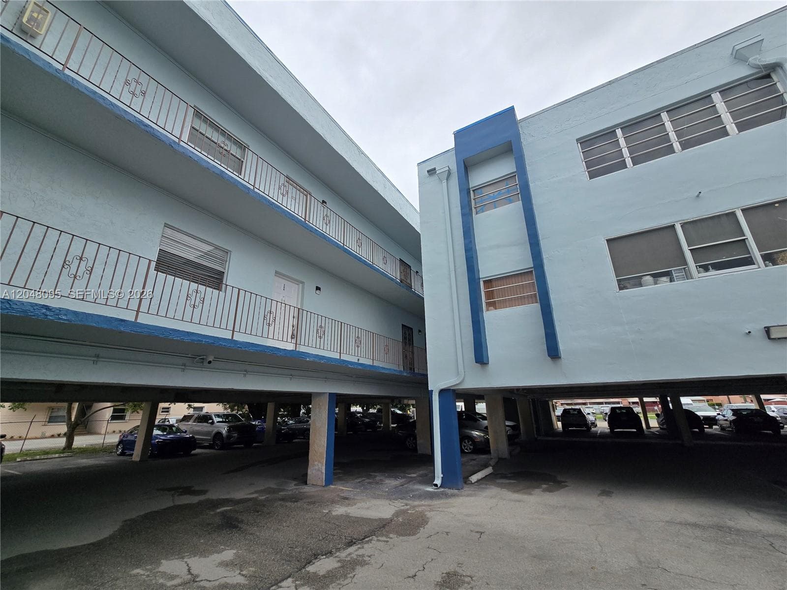 1555 W 44th Pl # 235, Hialeah, FL 33012 — zdjęcie 3