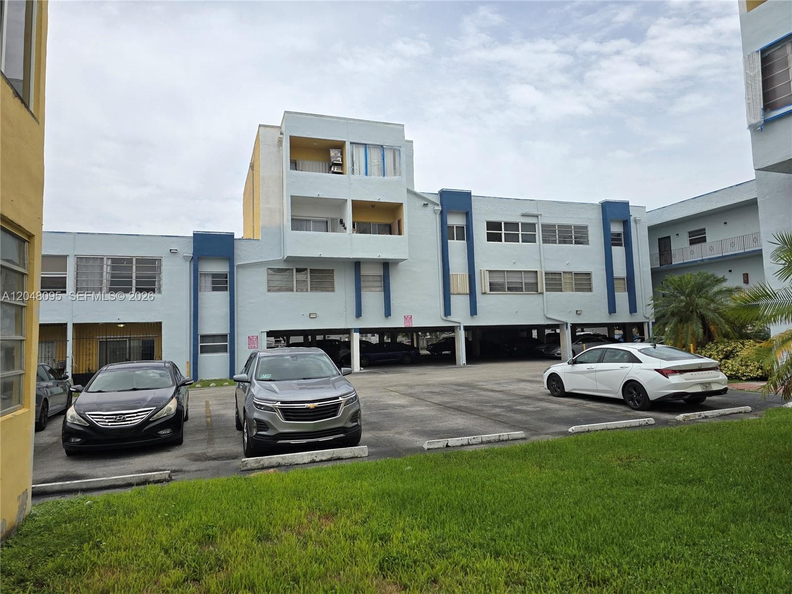 1555 W 44th Pl # 235, Hialeah, FL 33012 — zdjęcie 4