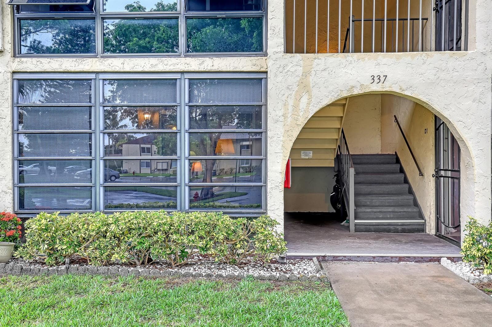 337 Pine Ridge Circle # A-1, FL 33463 — zdjęcie 4