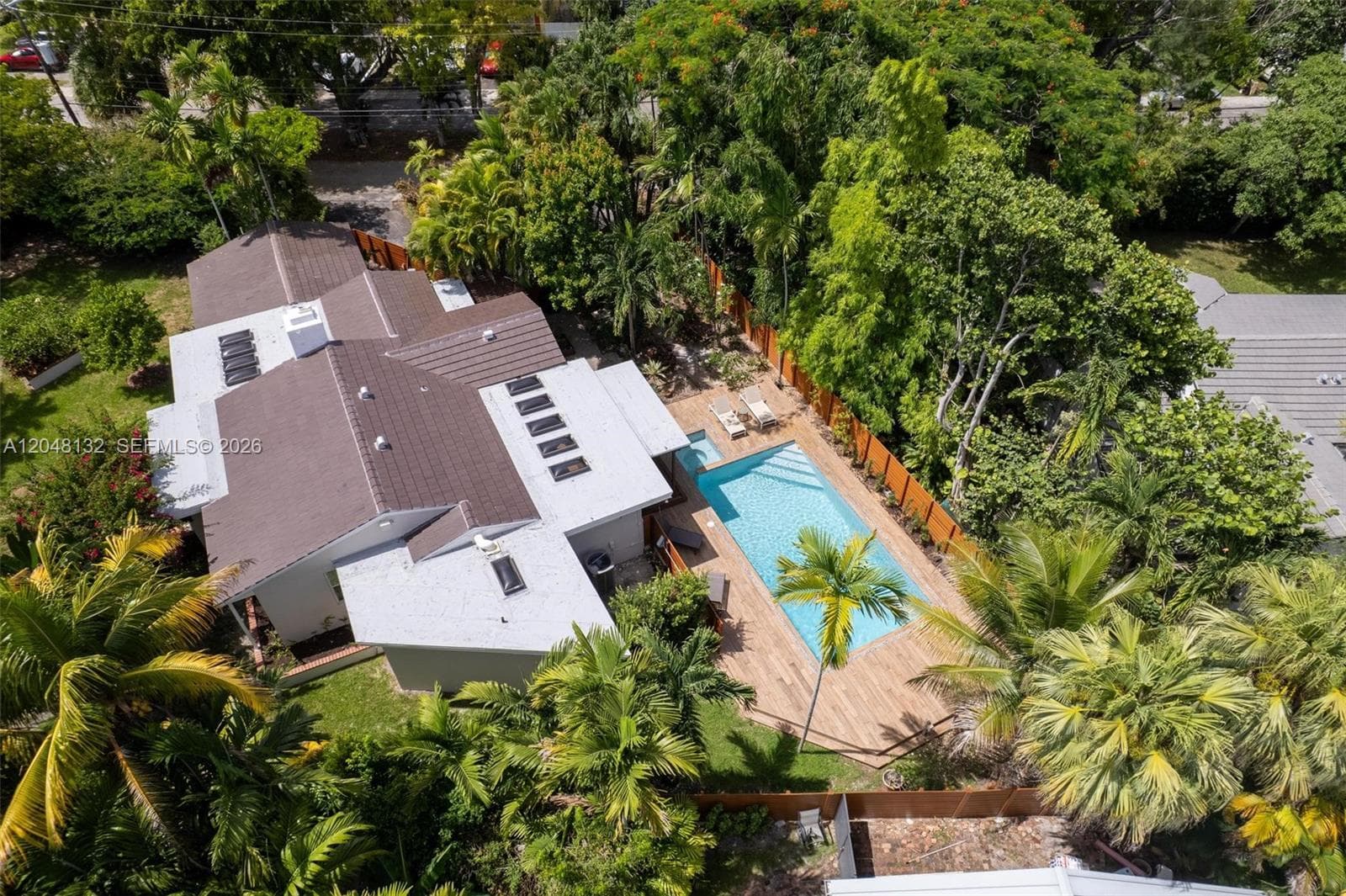 12045 Griffing Blvd, Biscayne Park, FL 33161 — zdjęcie 2